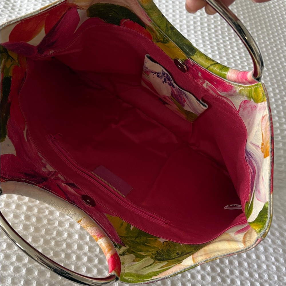 Maurizio Taiuti genuine leather floral clutch with metal ring handles - Picture 5 of 12